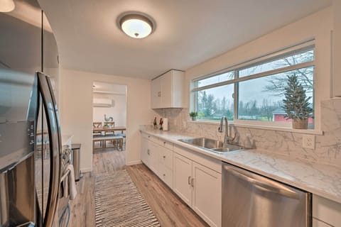 Kitchen | Dishwasher