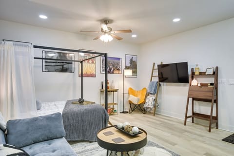 Lubbock Vacation Rental | Studio | 1BA | 420 Sq Ft | Step-Free Access