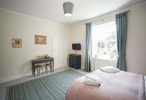 Plenty of space for Cot or child's mattress