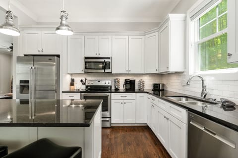 Spacious kitchen for meal preparation