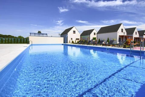 Holiday Home Swimming Pool