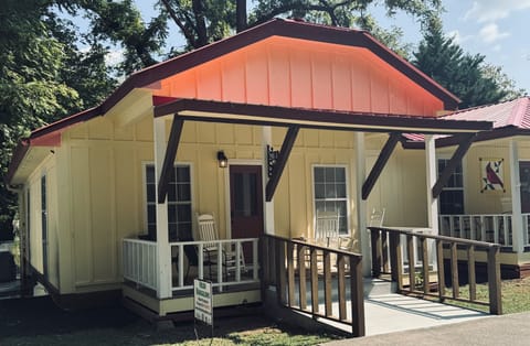 Alpine Bungalow / rocking chair, front porch. Picture updated 9/19/25
