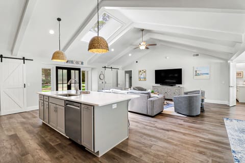 5 Jessamine Place | Living Room - 5 Jessamine Place | Living Room