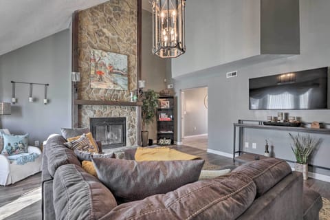 North Charleston Vacation Rental | 4BR | 2BA | 2 Small Steps for Entry