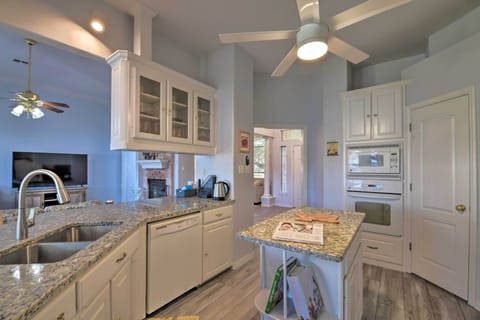 Kitchen | Drip Coffee Maker | Toaster Oven | Crockpot | Blender