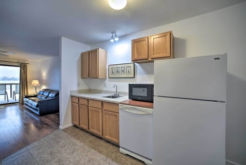 Kitchenette | Toaster | Coffee Maker