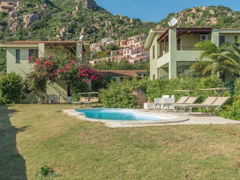 Water, Plant, Building, Property, Window, Sky, Azure, Mountain, Tree, Swimming Pool