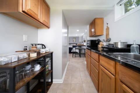 The coffee/tea cart rounds out your kitchenette