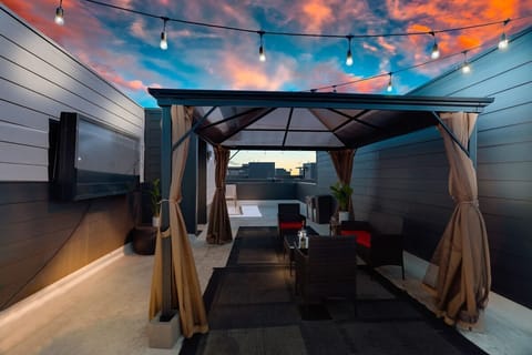 Roof Deck with Skyline View