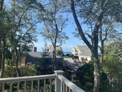 Exterior - Upper Deck View