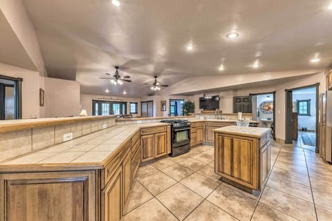 Fully Equipped Kitchen | Dishware & Flatware | Spices