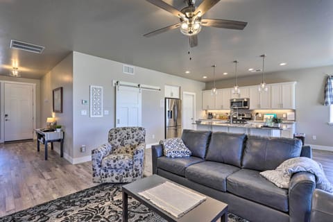 Living Room | High Chair