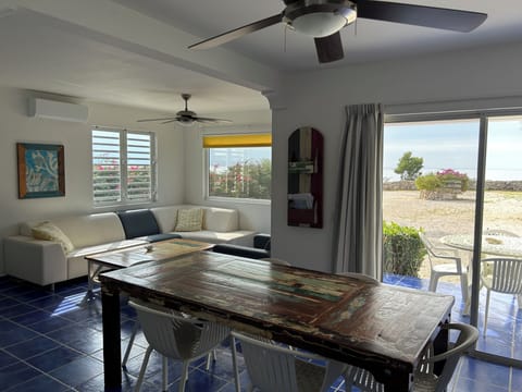 Living / Dining Area