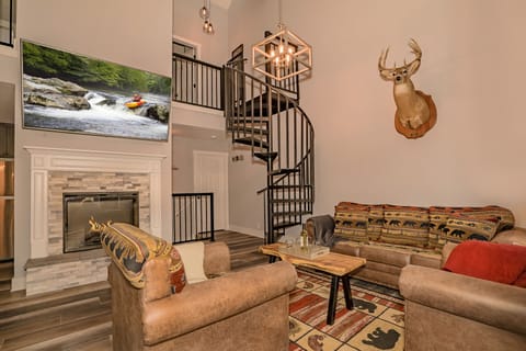 Living area on main level (second floor)