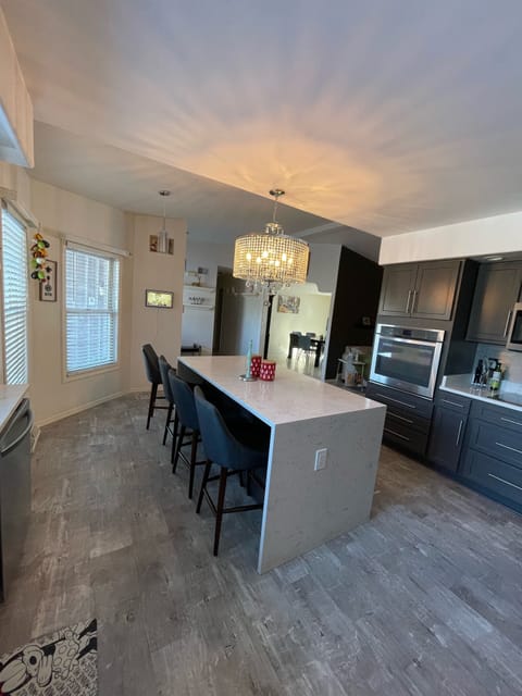 Open beautiful kitchen 