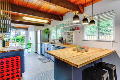 Kitchen | Newly Remodeled | Cooking Basics | Garden & Puget Sound Views