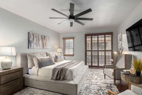Large suite bedroom