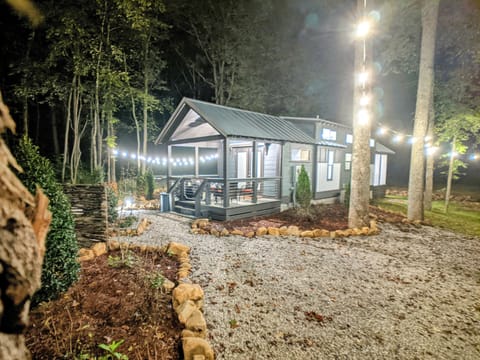 Welcome to THE FOX tiny home! 