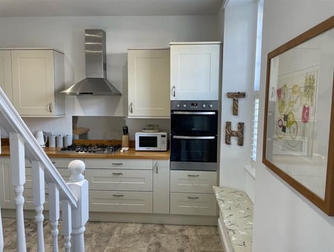 Kitchen with window seat