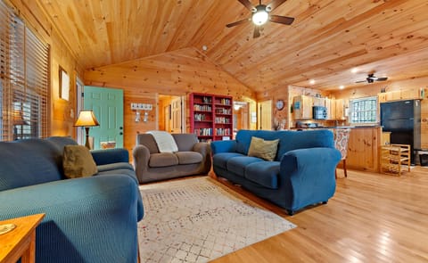 Plenty of seating in the cozy livingroom