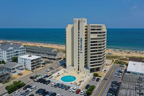 Antigua 1202 building