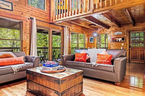 Enjoy the cabin with the whole family!!!!