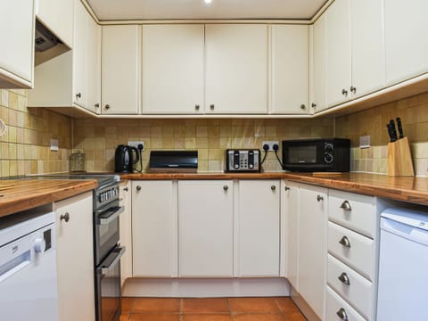 Kitchen | Low View, Buxton