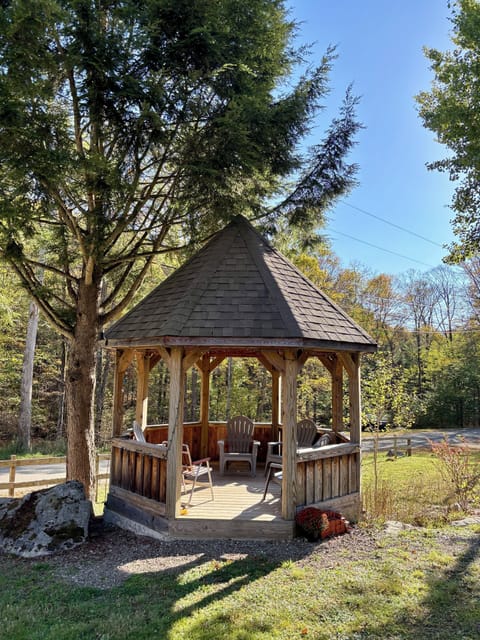 complimentary gazebo & seating for your use!