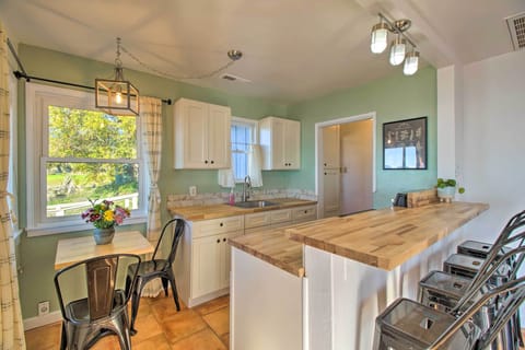 Kitchen | Well-Equipped