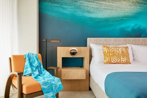 Lounge by the window and enjoy breezy, coastal calm.