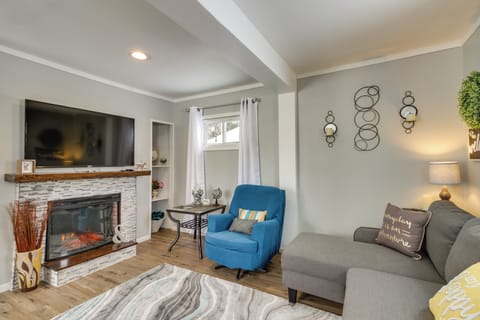 Crosby Vacation Rental | 2BR | 1BA | 4 Steps Required for Access