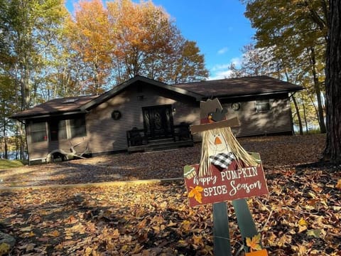 Pumpkin Spice and Leaf Peeping