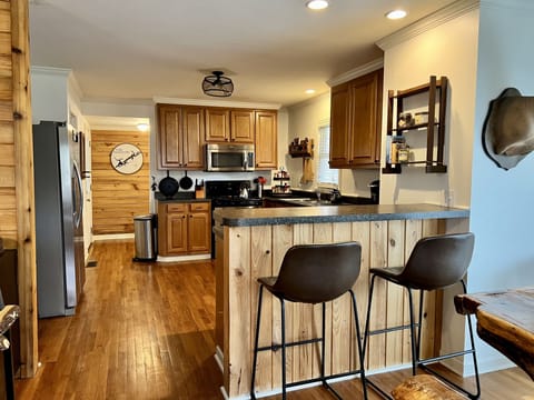 kitchen island with seating.