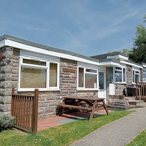 Fossils Reach holiday chalet