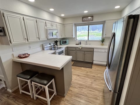 Fully equipped kitchen