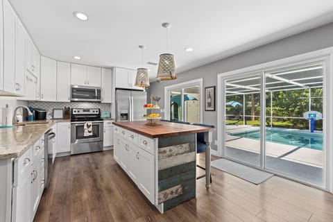 Welcome to Suncoast Serenity! 
