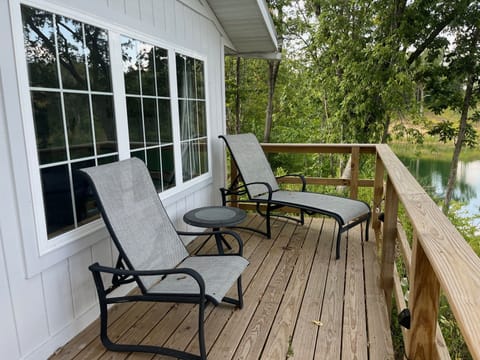 Front deck