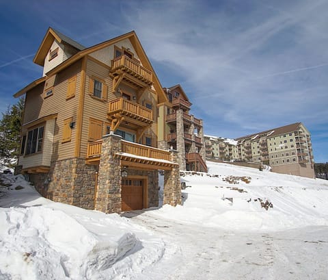 The view of the home from the driveway.