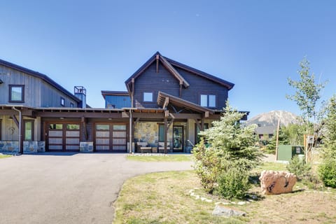 Silverthorne Vacation Rental | 3BR | 3BA | 1,814 Sq Ft | Step-Free Access