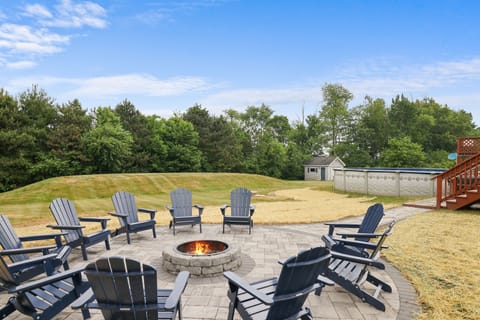 20 foot round fire pit area