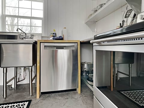 Caretaker Cottage Kitchen