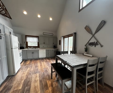 Table for six let’s you enjoy a meal with your friends and family.