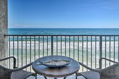 Daytona Beach Vacation Rental | 1BR | 2BA | Step-Free Access | 850 Sq Ft