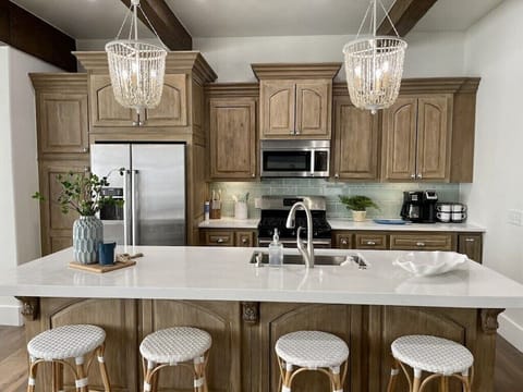 Beautifully remodeled kitchen