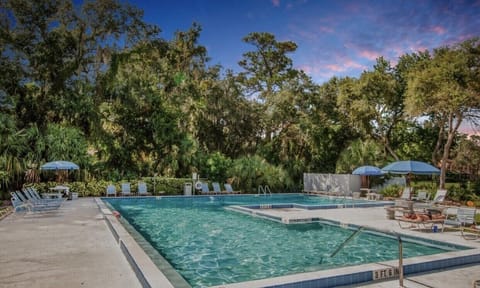 Communal pool near the property. 