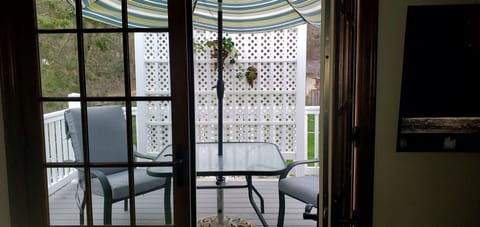 outside seating on deck