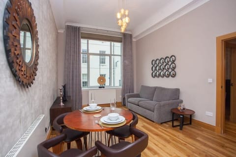 Amazing spot to eat together