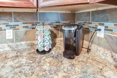 Floor, Home Decor, Flooring, Shelf, Tile