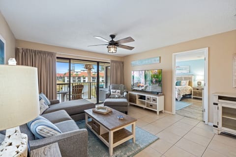 Welcome to the Salty Escape @ Edgewater Beach Resort. This 2 bedroom, 2 bath condo sleeps 6.
