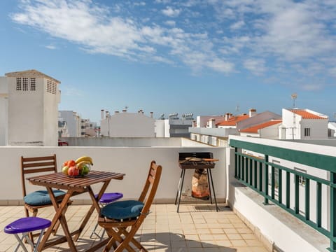 Cloud, Sky, Furniture, Property, Table, Building, Chair, Azure, Window, Outdoor Table